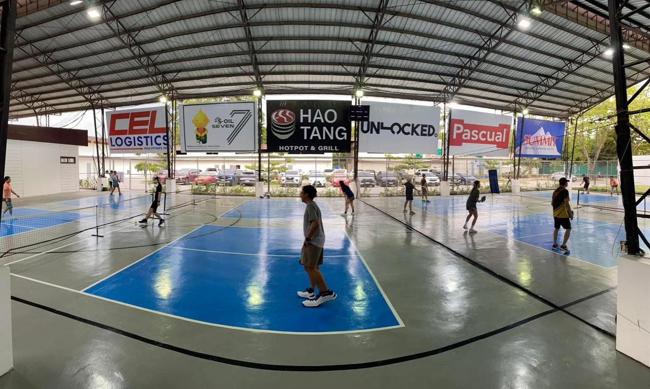 Azuela Play Courts