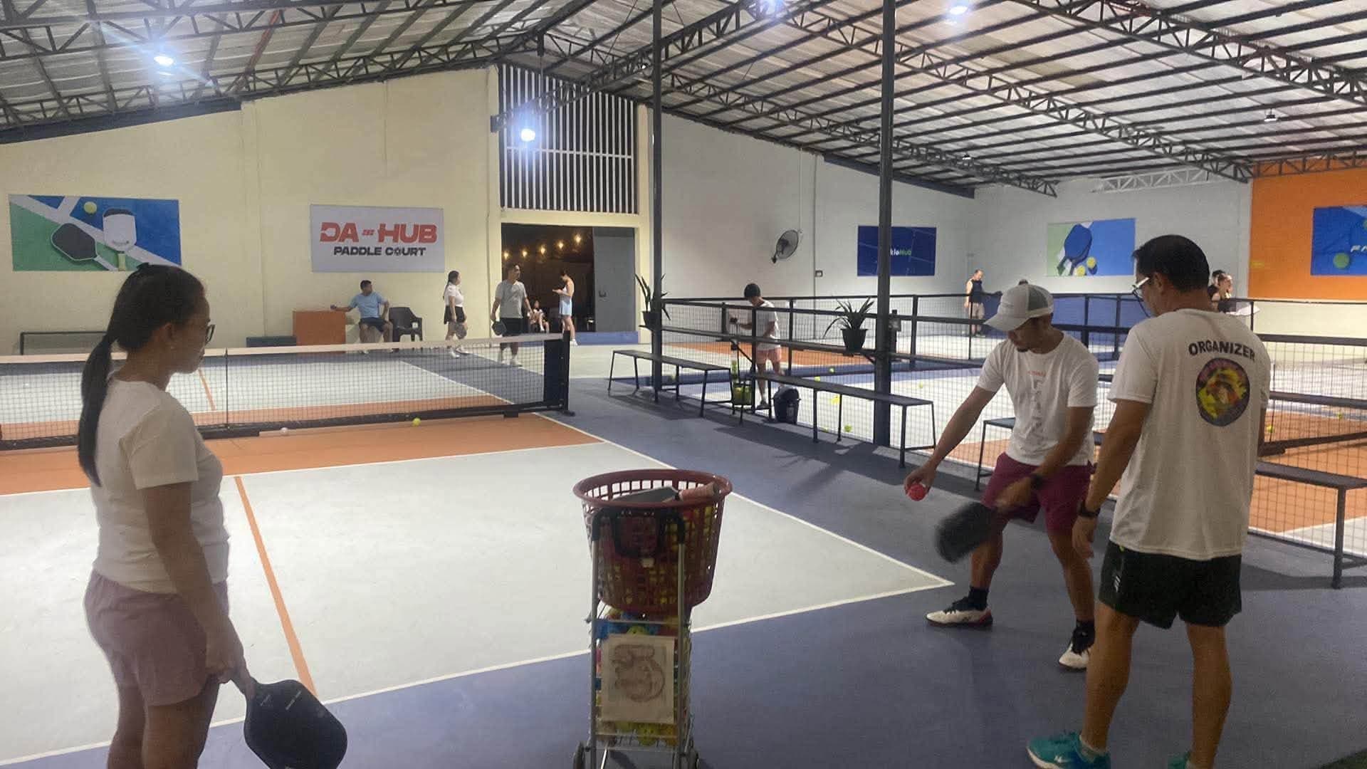 Da-Hub Paddle Court