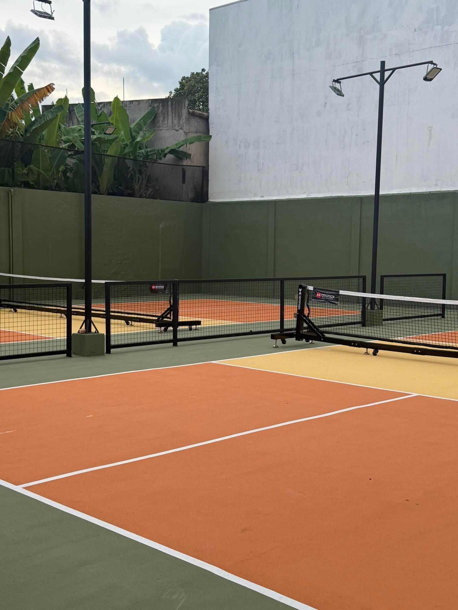 Orange Pickleball Courts
